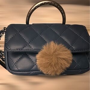 QUILTED CROSSBODY THICK METAL RING HANDLE AND STRAP NWT
